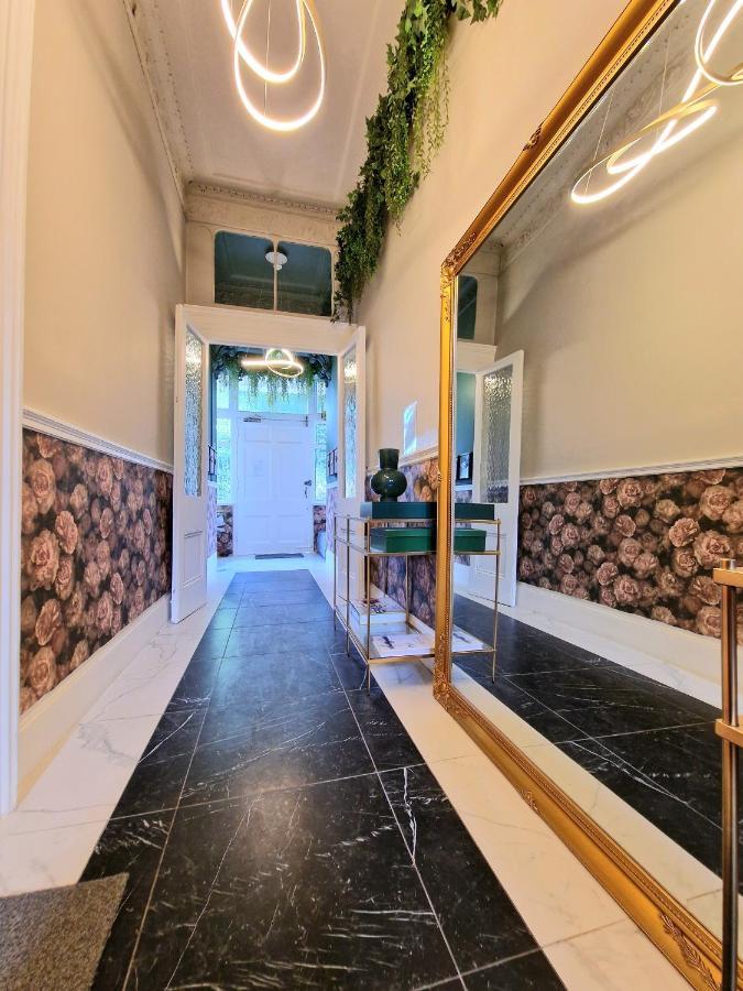 Stylish & Cosy Hyde Park By Tube Metro Stations With Elevator - Lift Apartment